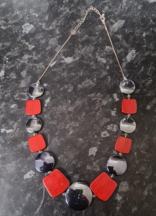 Buy & Sell West Midlands Wolverhampton - Photos for Square And Round Bead Multicoloured Necklace