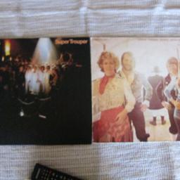 Ich biete hier 2 Vinyl-Alben der Pop-Legenden ABBA
Waterloo (polnische Ausgabe) und Super Trouper
Zustand der Vinyls ist gut, Hülle Waterloo hat deutliche Gebrauchsspuren, Super Trouper ist allgemein in gutem bis sehr gutem Zustand (inlay mit Songtexten)
Abholung in Berlin Lichtenberg, Versand gegen Aufpreis möglich