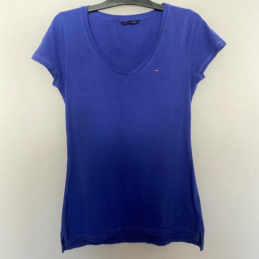 Buy & Sell West Yorkshire Bradford - Photos for Tommy Hilfiger v-neck T-shirt