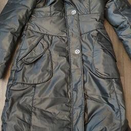 brand new womens gorgeous winter coat size 10 12 shiny look coat zip press stud detail with buckle to back hood enclosed in puff up collar gorgeous coat ordered to small collect m23 or can post pls check my other items bargain galore 😀
