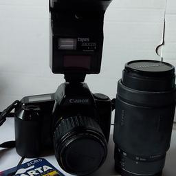 Kamera Canon EOS 1000F
SLR Kamera - Farbe: schwarz - analoge Spiegelreflexkamera
Zoom 35-80
gutes Sammlerstück - ideal für Einsteiger
Incl. Teleobjektiv TAMRON AF70 bis 300 mm F / 4-5.6 Typ 172D
Incl. Blitzlichtaufsatz topca330COS für Canon EOS
Incl. Varta Photo Lithium 2CR5 Original verpackt
Incl. Tragetasche für Kamera von HAMA in schwarz
