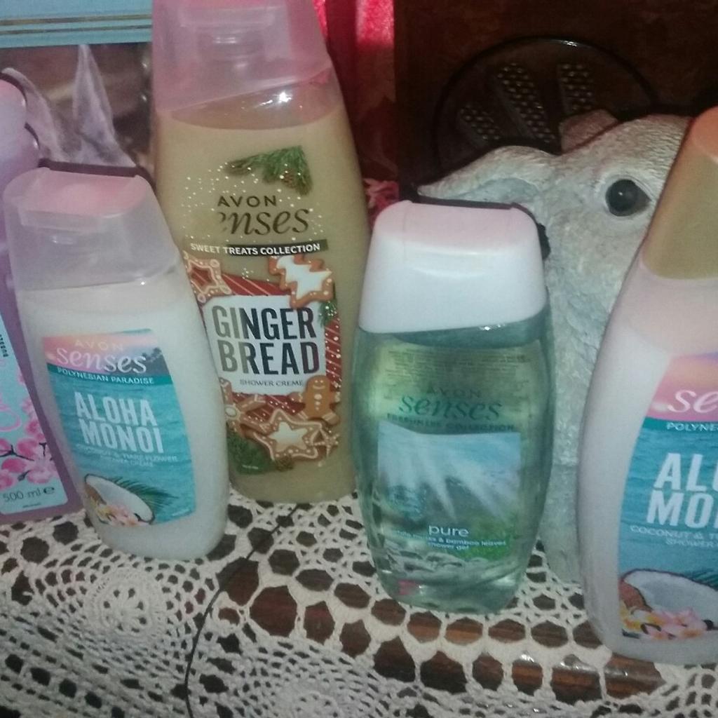 avon shower/bath gels all new in B70 Sandwell for £4.00 for sale Shpock