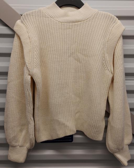 Buy & Sell North London Canonbury - North London - Photos for Cream Chucky Knit Shoulder Detail Long Sleeve