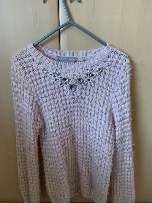 Buy & Sell Shropshire Telford and Wrekin - Photos for Fluffy jumper. Hardly worn. Size 8