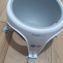 Bath seat for baby. Great condition hardly used. 

I am trying to get a huge amount out of the house this week so please have a look at other items 

collection from West London w9 ONLY. I CANNOT POST