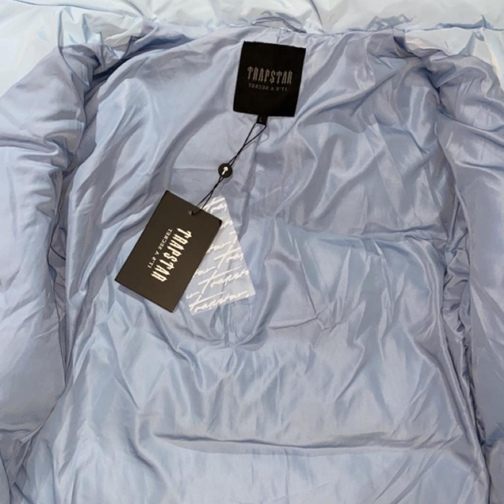 Trapstar Ice Blue Irongate Puffer Jacket in E17 Forest for £180.00 for ...