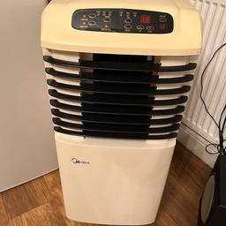 Midea Aircondition I’m perfect condition and give great freezing air 
Welcome to test before you collect