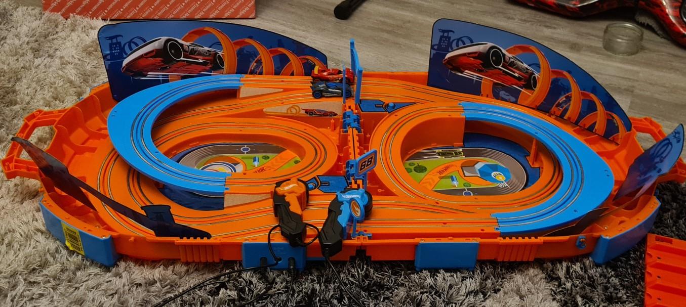 Hot wheels scale electrics in WA11 Helens für £ 10,00 zum Verkauf ...