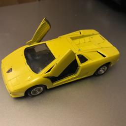 Lamborghini Diablo Diecast Car
Scale 1:40
Condition as seen
