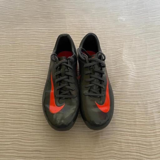 Buy & Sell West Yorkshire Bradford - Photos for Nike Mercurial football trainers