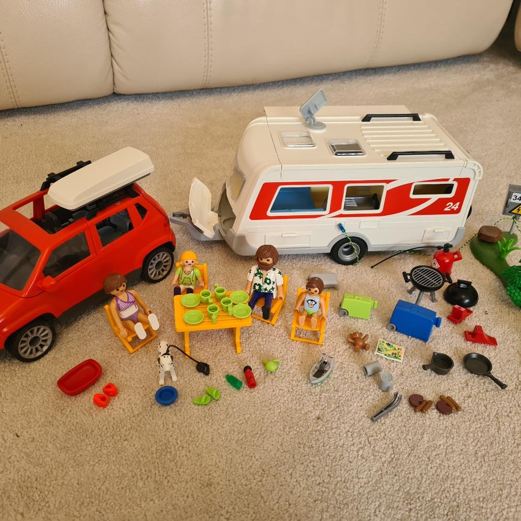 Playmobil car and caravan in WV14 Wolverhampton für £ 35,00 zum Verkauf