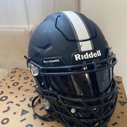 Riddell Speed Flex Diamond L/XL Matte Black used in 4 games in 2021’s limited season. Blackout kit, visor, hard cup chin strap and SF-2EG-TX face mask included. £500, I would prefer collection or local drop off, however, postage costs can be confirmed. Purchased 21/07/2021 and the stripe is only a decal