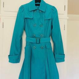 Miss Selfridge Green Teal Trench Mac Fitted Coat. Belt Tie. UK 6.

Condition is "Used”. Item has been worn on a few of occasions but still in great condition. From a pet and smoke free home. Item bought as seen - thanks for looking.