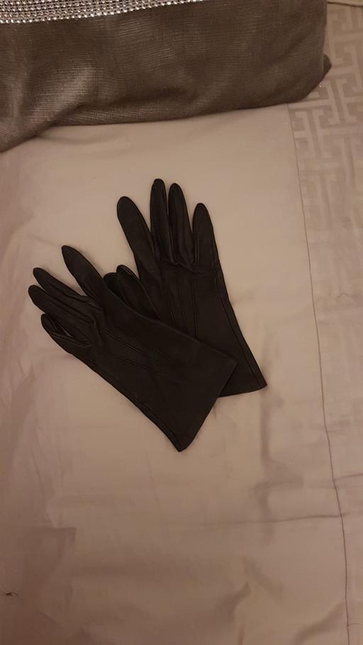 Buy & Sell North London Stroud Green - North London - Photos for leather gloves