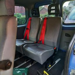 4 single van seats with seatbelts only...2 cloth & 2 leather look.  no track.
from renault trafic..buyer to COLLECT please..