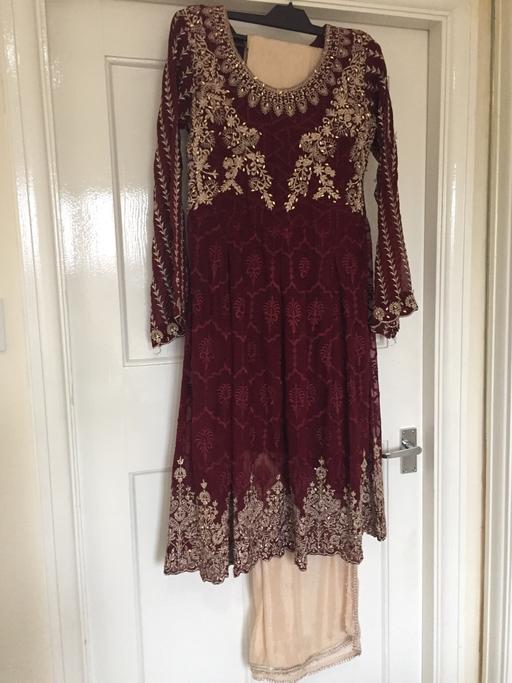 Buy & Sell West Midlands Sandwell - Photos for Asian dress with print trousers and scarf