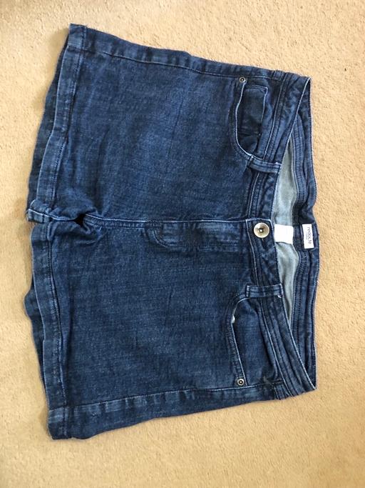 Buy & Sell Kent Canterbury - Photos for Blue denim shorts by Redoute Size16