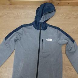 small mens or teenage boys hoodie
never worn , unwanted gift, didn't get chance to wear it
NO OFFERS PLEASE 