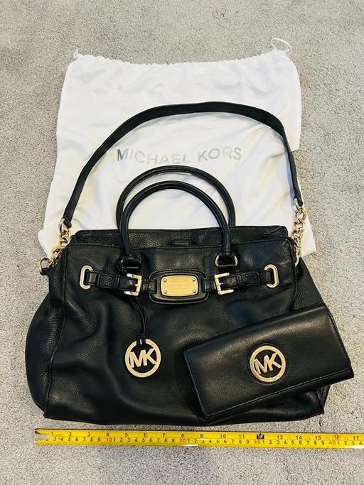 Buy & Sell Kent Dartford - Photos for Black Micheal Kors handbag and purse