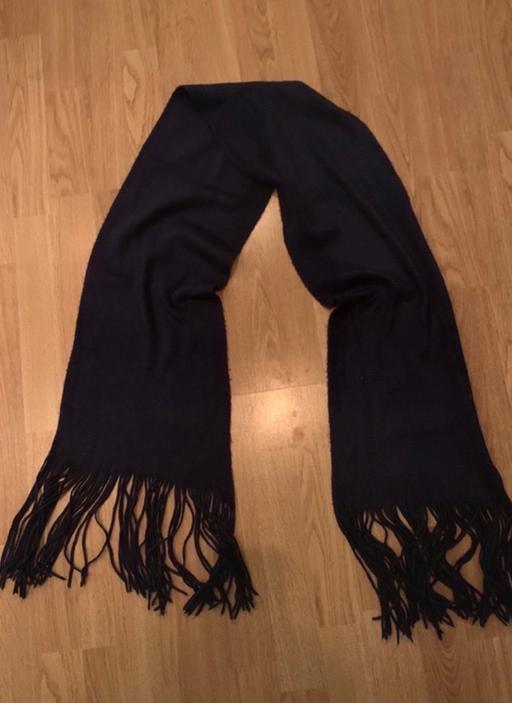 Buy & Sell Surrey Guildford - Photos for dark blue winter scarf with fringe trim