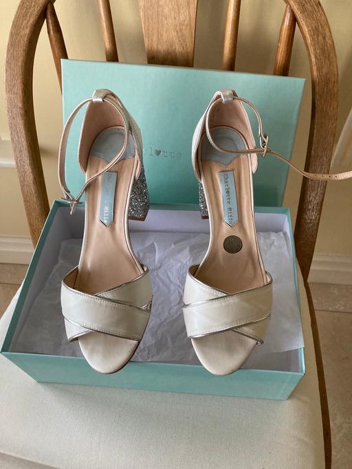 Buy & Sell Greater Manchester Bolton - Photos for Handmade Charlotte Mills Bridal Shoes (39)