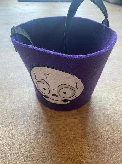 Buy & Sell Gloucestershire South Gloucestershire - Photos for Halloween felt basket purple with skull