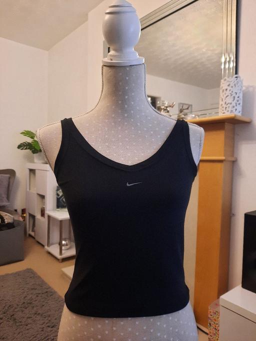 Buy & Sell West Midlands Sandwell - Photos for ladies black Nike gym training top 10/12