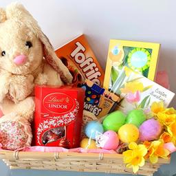 Easter hampers now available 
all will be gift wrapped with celephene and a bow 
free Personalised message can be added of your choice 
open to requests 
differant Easter chocolates can be changed to your choice