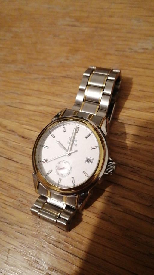 Buy & Sell Church End North London - Photos for Wind up /automatic men's watch