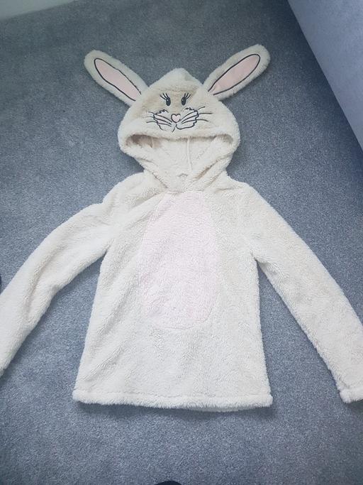 Buy & Sell West Midlands Dudley - Photos for Fluffy bunny jumper