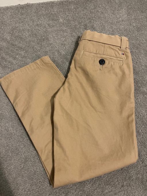 Buy & Sell Barking and Dagenham Dagenham - RM8 - Photos for BOYS TAN TOMMY HILFIGER TROUSERS CHINO