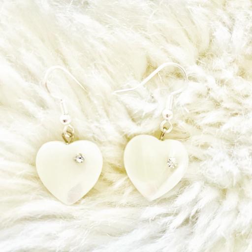 Buy & Sell Dorset Bournemouth, Christchurch and Poole - Photos for Heart Love Polished Shell Diamanté Earrings