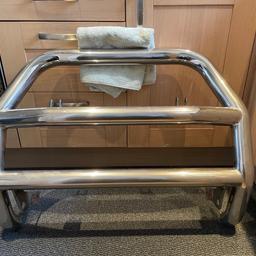 Land Rover discovery A bar. This is a full stainless steel A bar, NOT chrome plated. 
Willing to deliver within responsible distance.