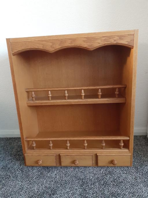 Buy & Sell Kent Gravesham - Photos for Oak very solid Cupboard