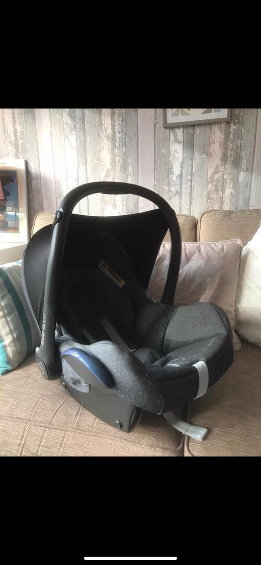 Buy & Sell Caerphilly - Wales Risca - Caerphilly - Photos for Maxi cosy grey car seat