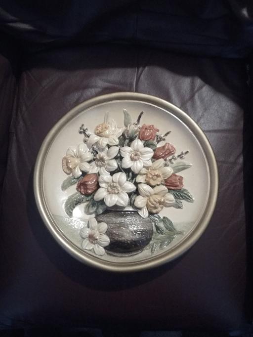 Buy & Sell Derbyshire Erewash - Photos for Vintage Floral Wall Plaque