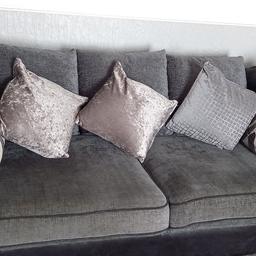 black and grey 3 seater sofa and cuddle chair...
sofa back cushions are
reversible...cuddle chair swivels...all good condition..
no rips or tears
COLLECTION ONLY PLEASE...
£125.. NO OFFERS...