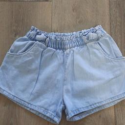 immaculate condition little girls soft denim shorts. f&f 4/5yrs