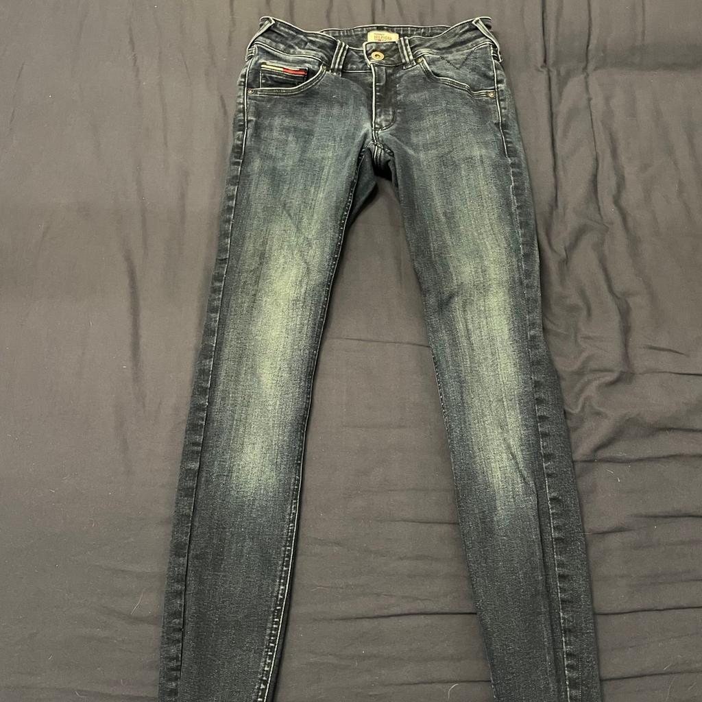 Tommy Hilfiger Jeans W 27 L 30 in 8073 Feldkirchen bei Graz für € zum Verkauf | Shpock AT