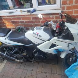 125cc lexmoto xtrs brilliant bike runs and rides well no mot but going to put it through one so it will have one when sold I have v5 to send off for logbook has an after market exhaust everything works fine all lights indicators etc Message me if interested 1000 takes it or nearest offer
