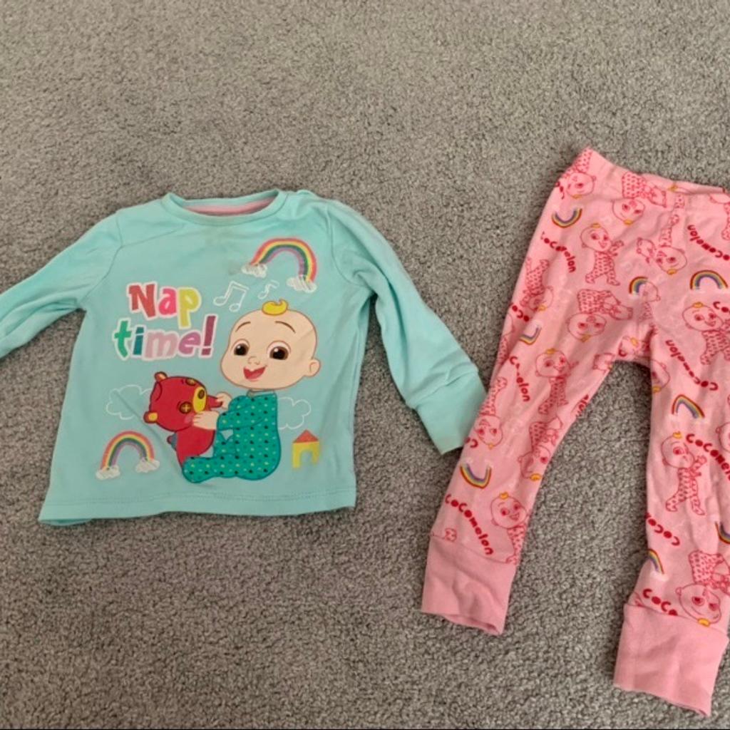 Baby girl 1218 months pyjamas in DY8 Dudley für 2,00 £ zum