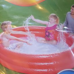 New red blow up paddling pool.
152 cm wide 30cm deep.
282 litres.
summer soon be here.
ideal for when summer finally arrives.