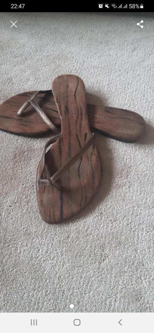 Buy & Sell South Yorkshire Doncaster - Photos for Size 5 flip flops