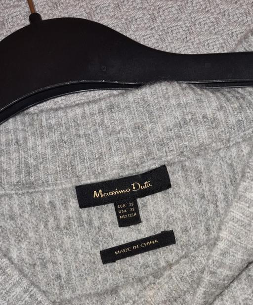 Buy & Sell North London Manor House - North London - Photos for Massimo Dutti Jumper