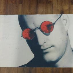 VERY LARGE NATURAL BORN KILLERS MATERIAL POSTER
GOOD CONDITION
SIZE 3 FT 6 BY 2 FT
SOME MARKS ON BACK WHERE BLUE TACK HAS BEEN