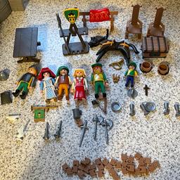 Playmobil medieval knights castle 3666

Missing wind chime and flag. But In excellent condition 

Collection Barton Seagrave
