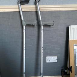 Pair of crutches great condition, just a few marks on the metal … nothing that effects use! Collection only b68