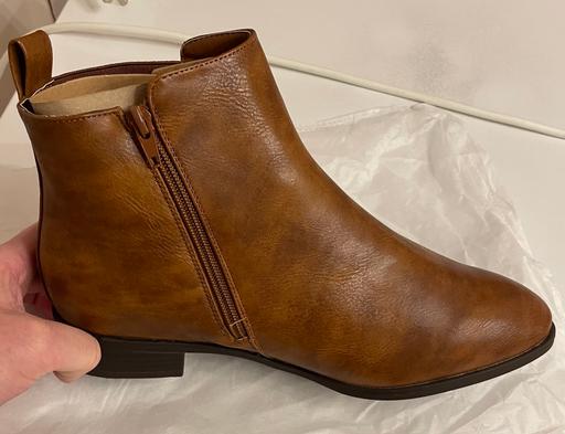 Buy & Sell Staffordshire East Staffordshire - Photos for New Tan Ankle Boots Size 8