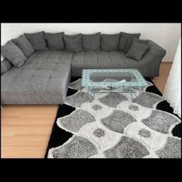 Biete

Big Sofa zweiseitig Aufbau mit Kissen und Glastisch
Könne auch einzelne oder alles zusammen abgekauft werden
(Gebrauchsspuren)
Nur selbst Abholung