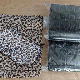 Leopard print Hair /make up gift se, ideal Xmas gift, bag with mirror with matching beauty bag to store rollers in or use as a toiletry bag..comes with 2 x packs of 8 rollers .. total 16..brand new...

more things on my profile, yardley b26 collection off Barrows lane
